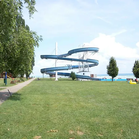 Ferienhaus Homes In 37748 *